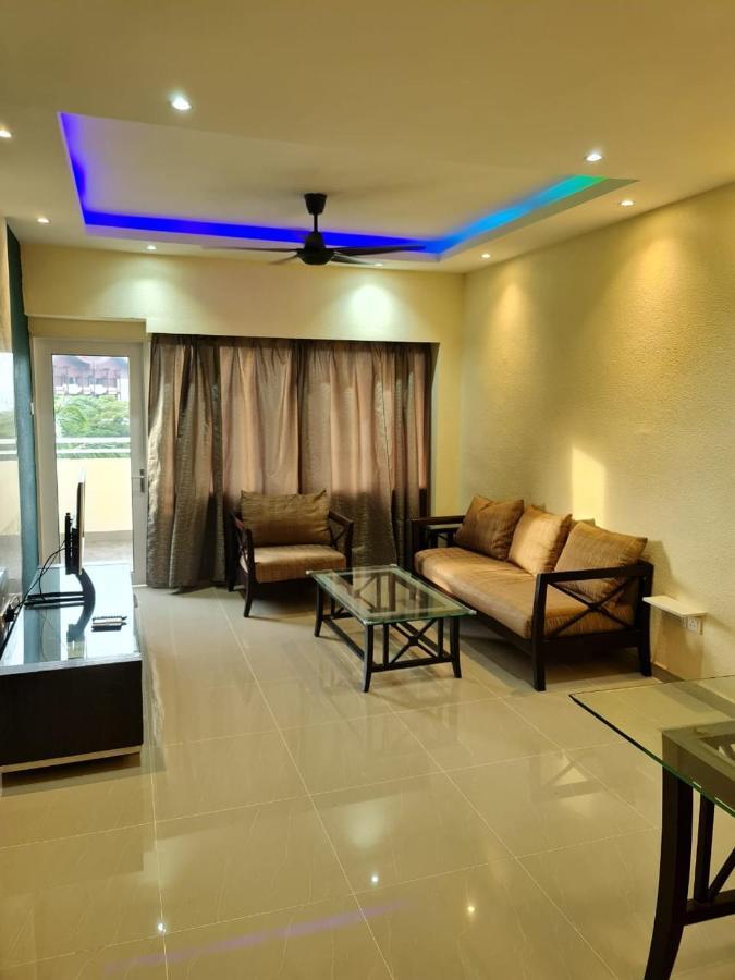 Sri Sayang Home Stay George Town Exterior foto